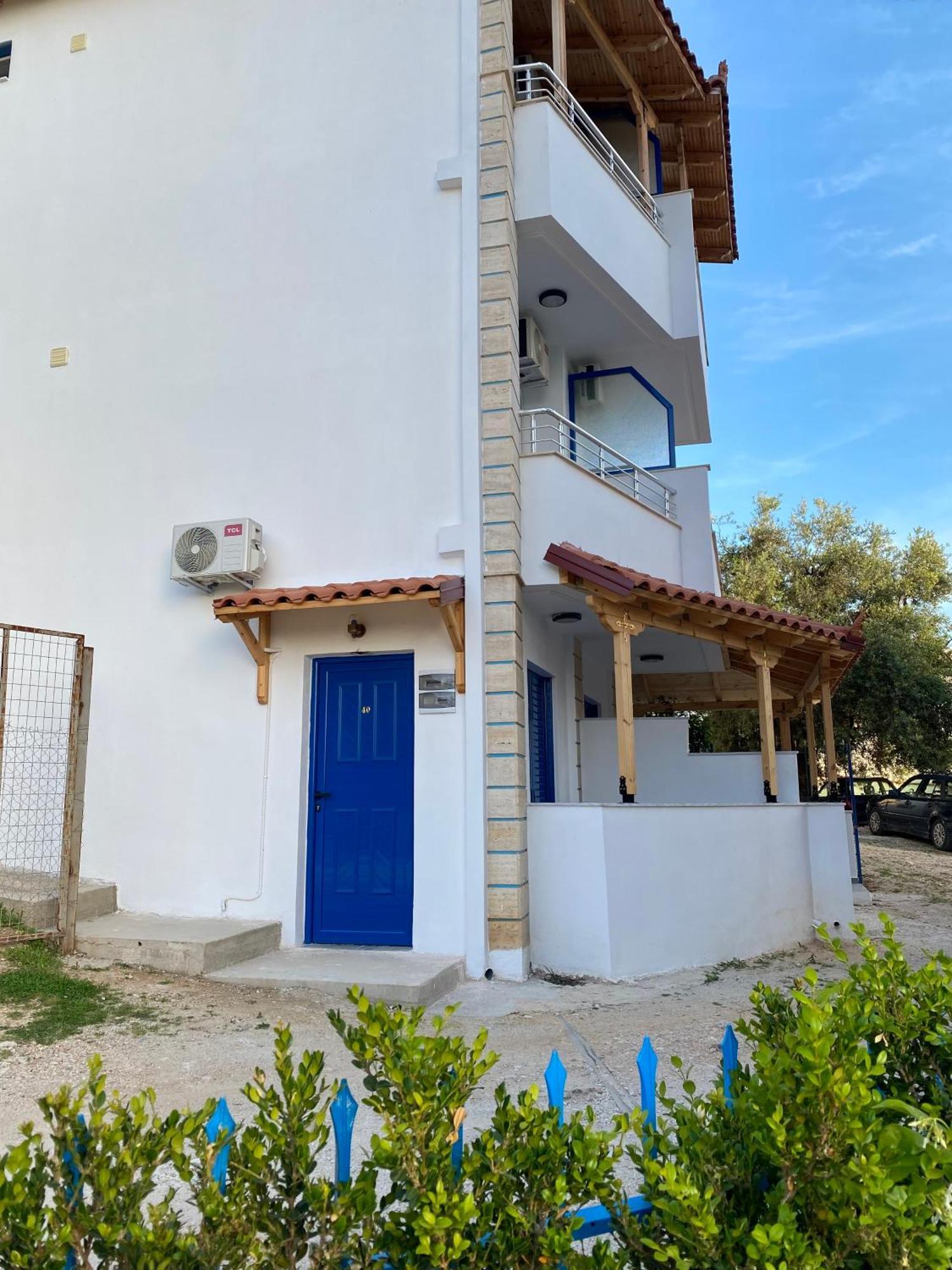 Itaka Summer Rooms Lukova Exterior photo