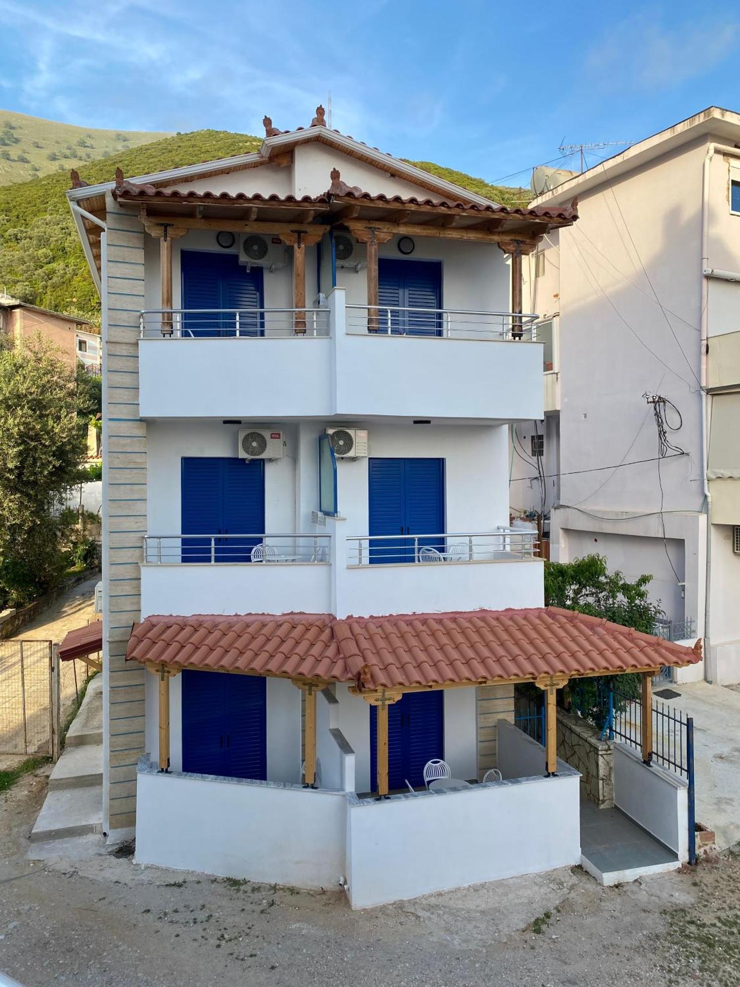 Itaka Summer Rooms Lukova Exterior photo