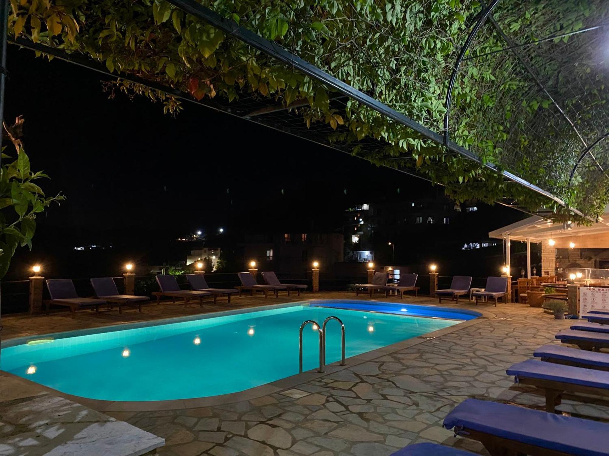 Itaka Summer Rooms Lukova Exterior photo