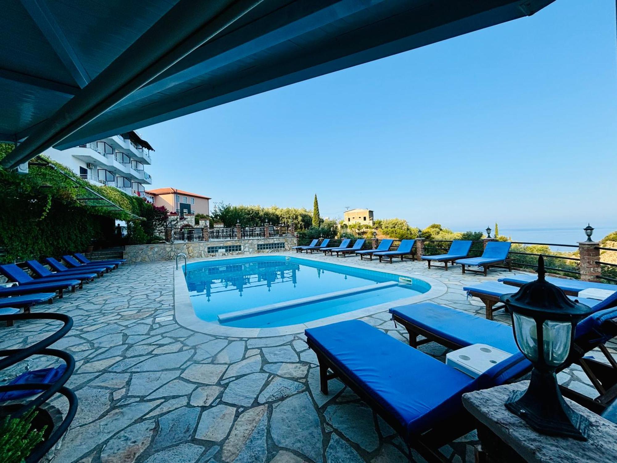 Itaka Summer Rooms Lukova Exterior photo